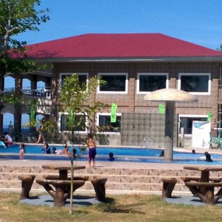 Lagoon Beach Resort Gitagun Eksteriør bilde