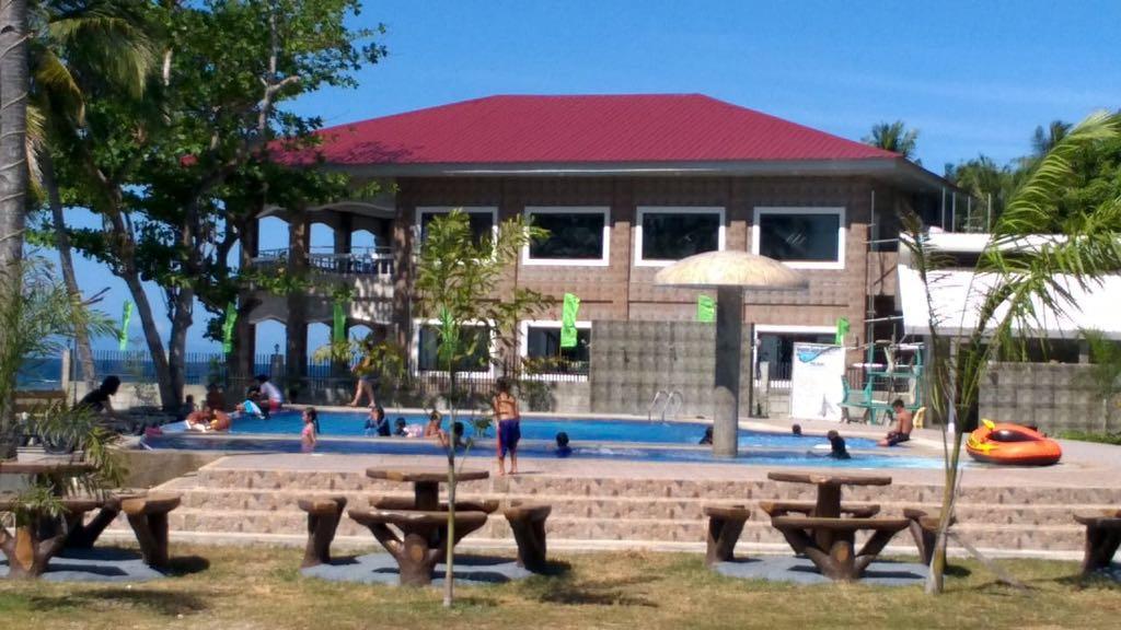 Lagoon Beach Resort Gitagun Eksteriør bilde