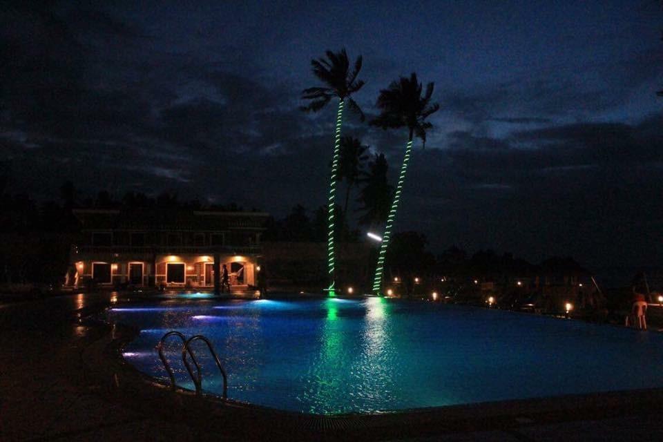 Lagoon Beach Resort Gitagun Eksteriør bilde