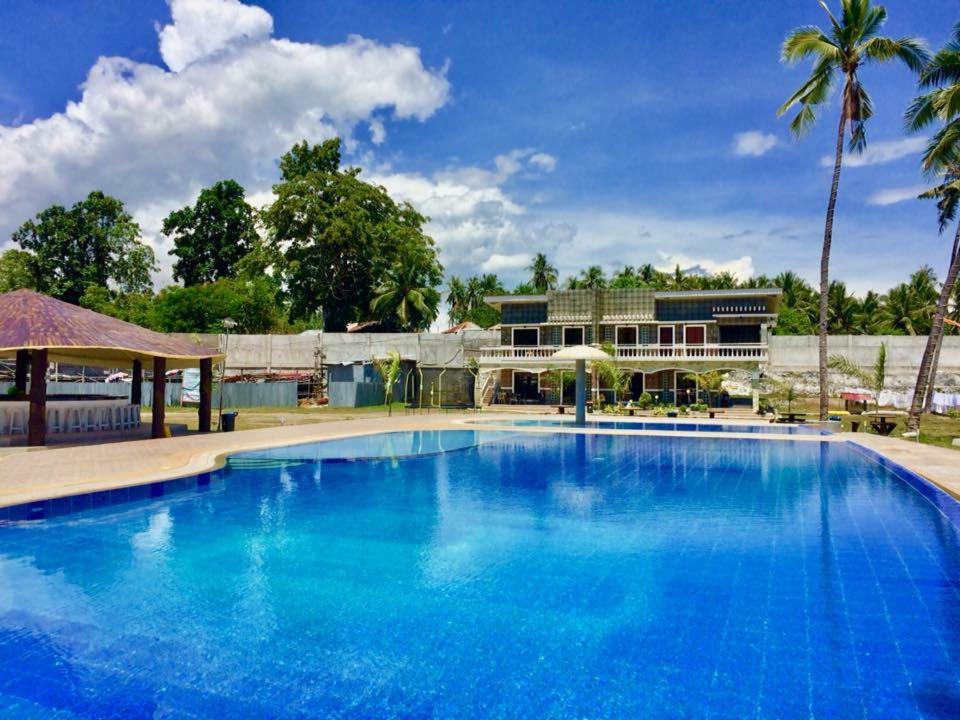 Lagoon Beach Resort Gitagun Eksteriør bilde